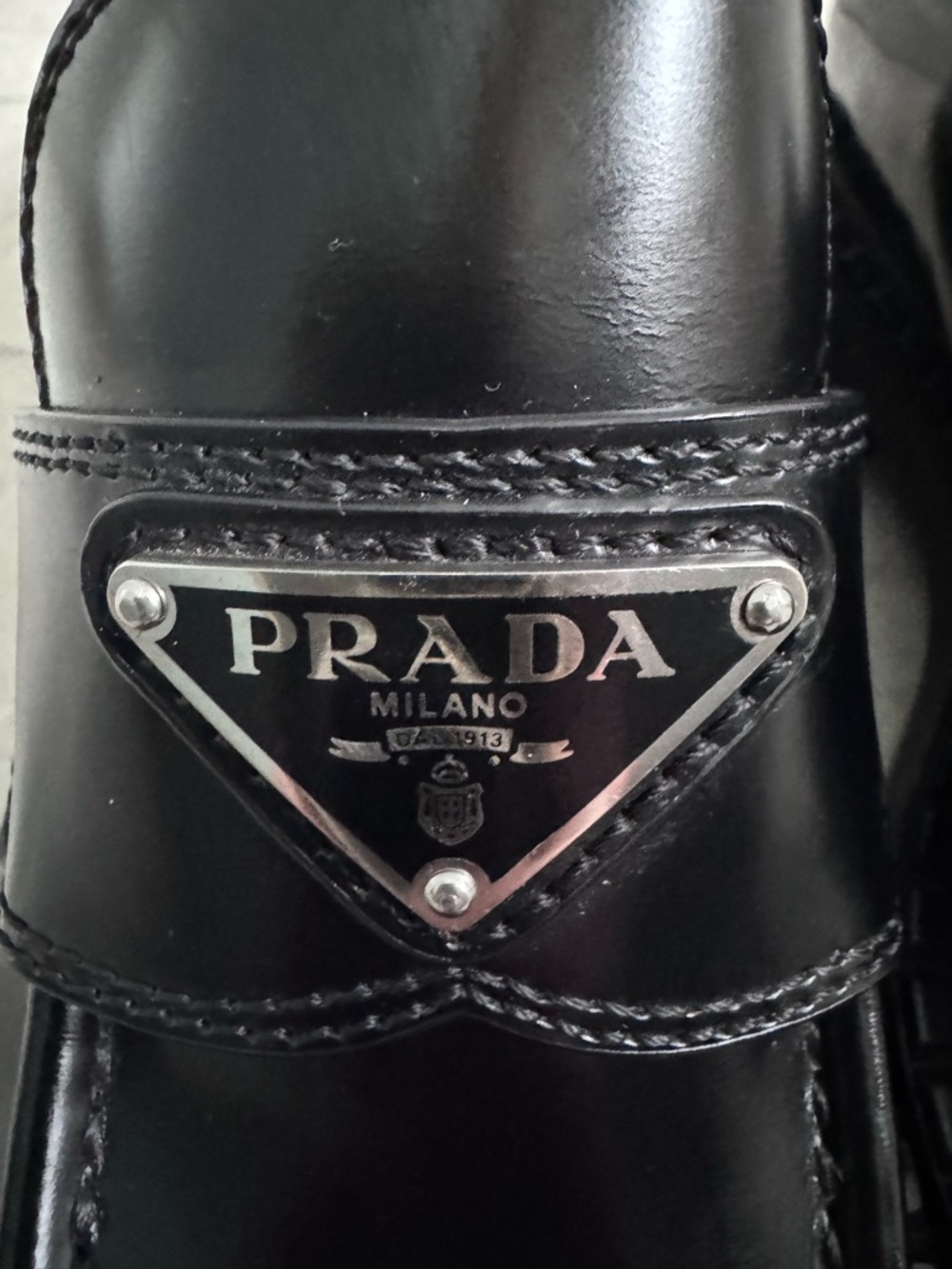 Prada women’s black brushed loafers size IT 36/US 6 with box - Picture 12 of 17